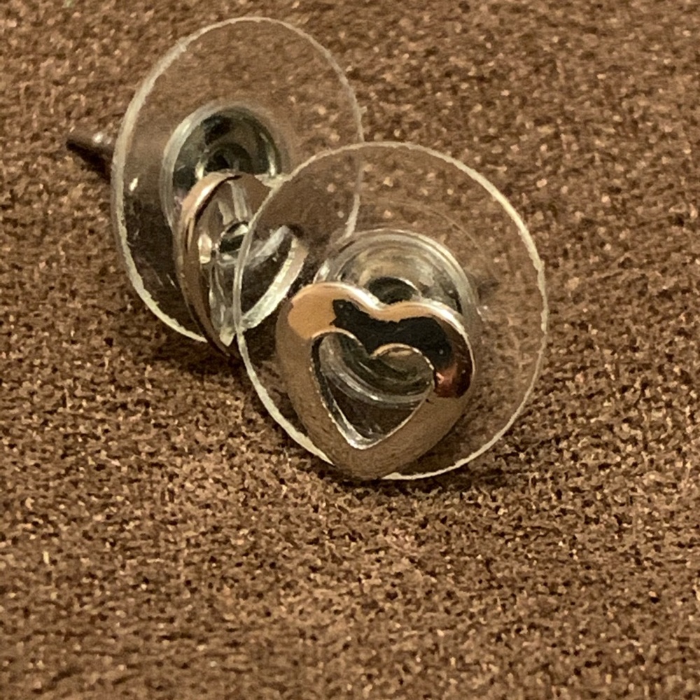 Jewelry - Picture 15 of 16